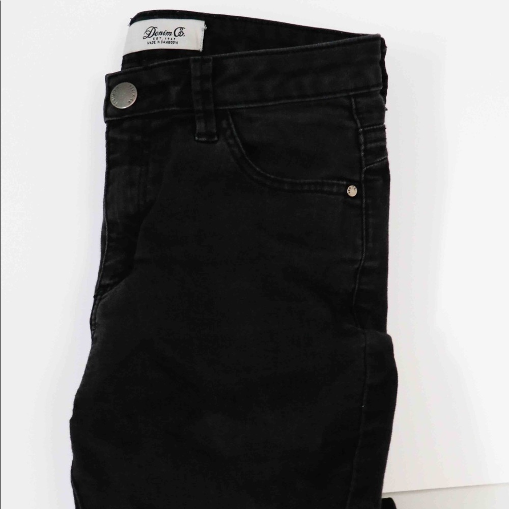 Black Skinny Jeans